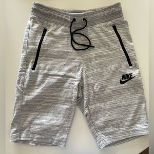 Nike men’s shorts